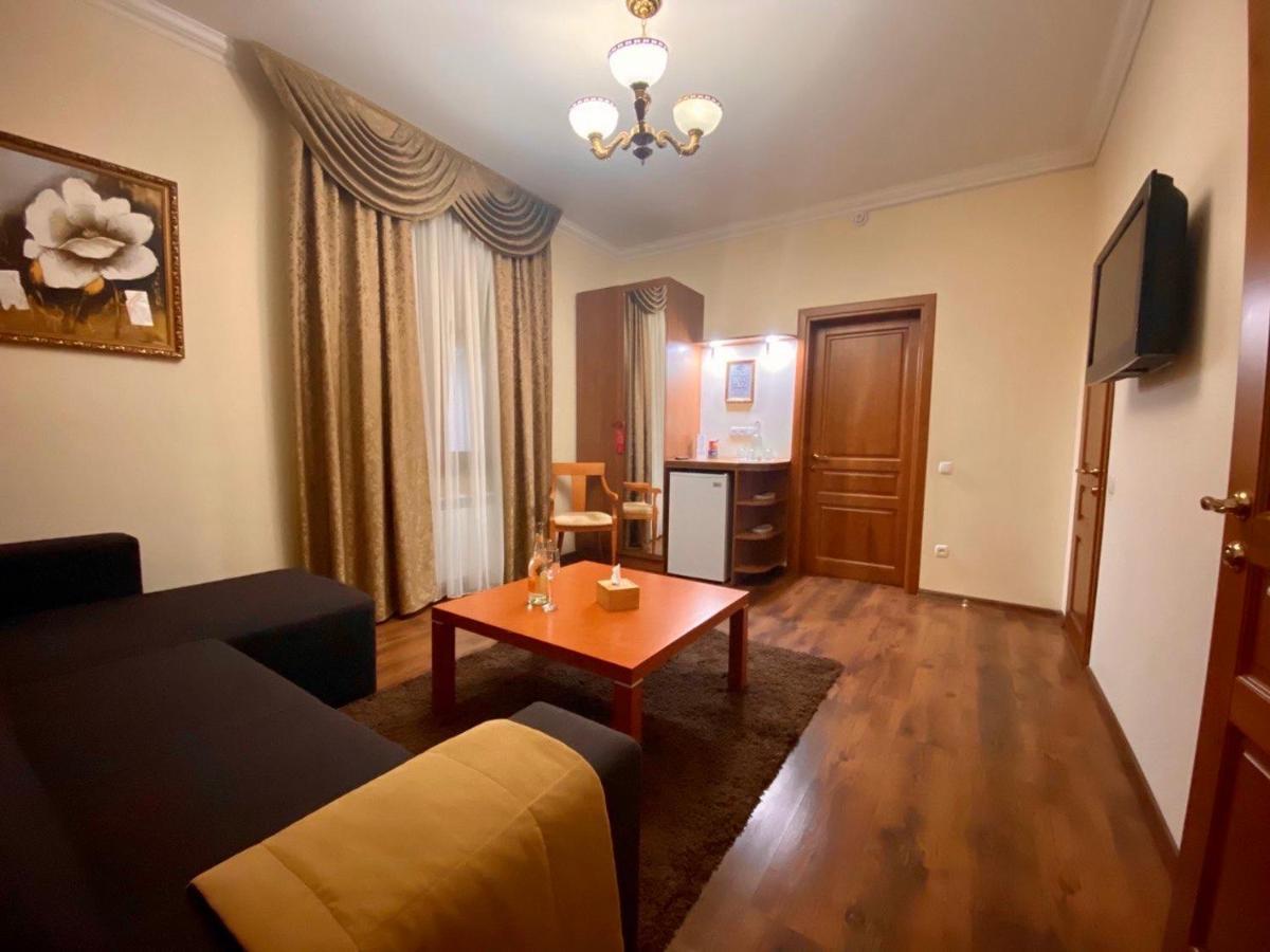 Boomerang Business Hotel Odesa Exterior foto