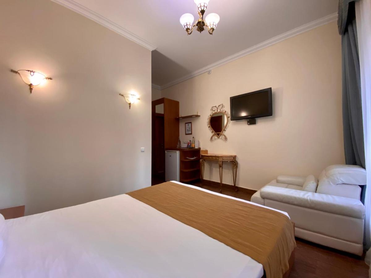 Boomerang Business Hotel Odesa Exterior foto